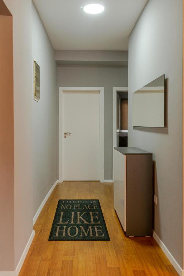 Parta Apartment Приштина Экстерьер фото